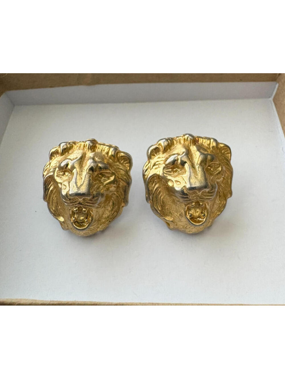 Vintage AK Anne Klein Gold Tone Lion Head Pierced Stud Earrings Unsigned